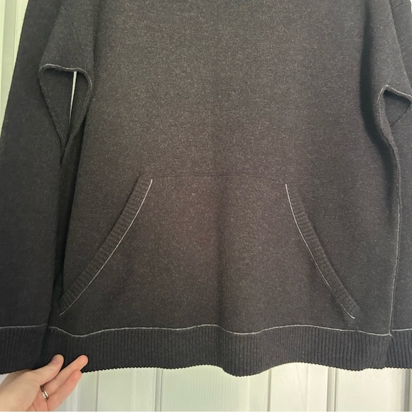 eileen fisher cotton silk dark grey sweater with contrast stitching front pocket - Picture 2 of 5